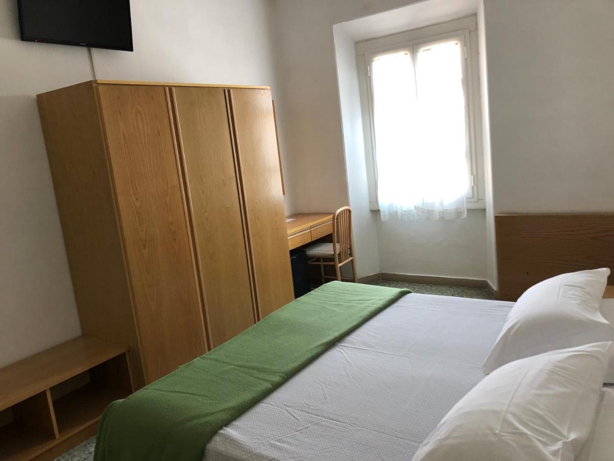 Hotel Valdinievole Lido di Camaiore Exterior foto