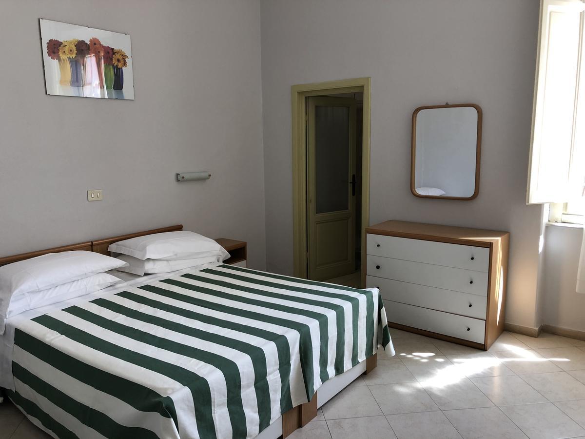 Hotel Valdinievole Lido di Camaiore Exterior foto